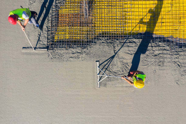 Best Best Concrete Contractor  in Rossville, IN